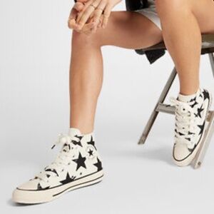CONVERSE Chuck Taylor All Star Big Stars-White Canvas/Black Star-8.5/9.5-New NIB